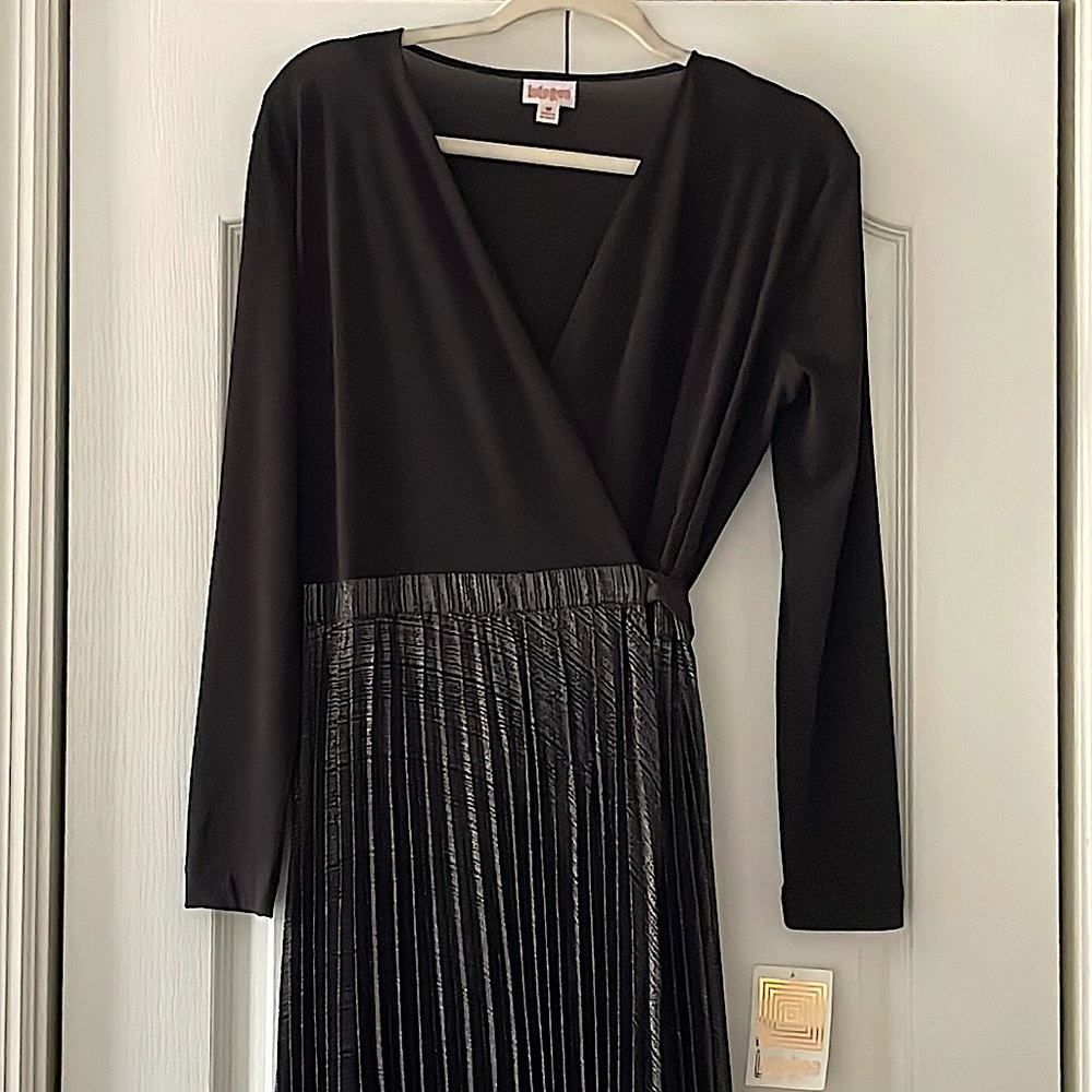 Floor length long sleeve elegant wrap dress. Fabric is light and breathable.